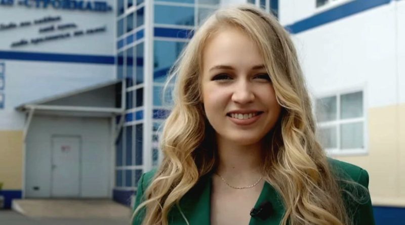 Екатерина Горбунова вышла в финал конкурса Мисс офис 2022