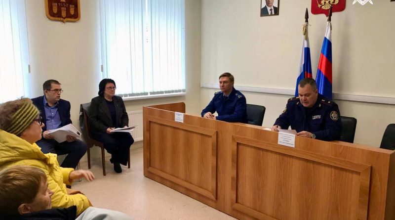 В Алатыре возбуждено уголовное дело против чиновницы после личного приема главы СКР по Чувашии В Алатыре возбуждено уголовное дело против чиновницы после личного приема главы СКР по Чувашии